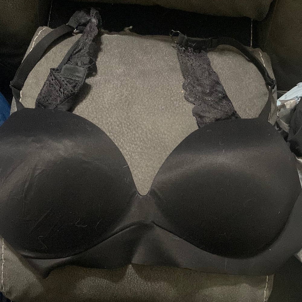 Black Victoria’s Secret Bra